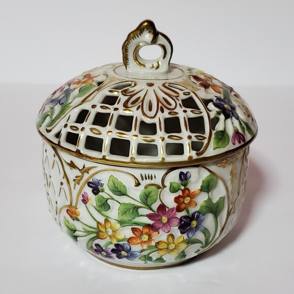 Schumann Lidded Bowl Dresden Flowers Trinket Box Vintage - Picture 1 of 10